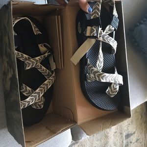Chaco’s Z/2 Women’s size 9